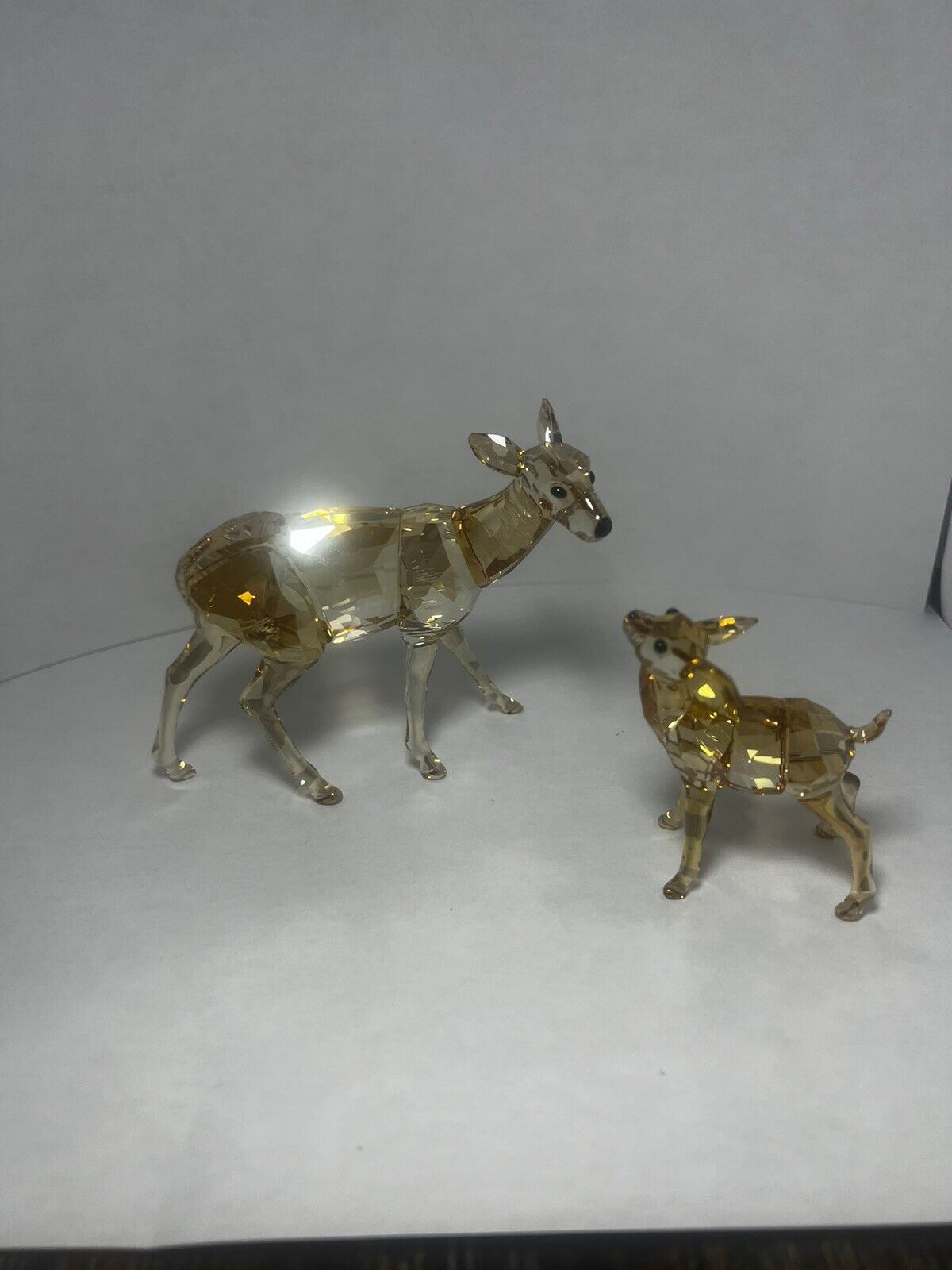 Swarovski Crystal SCS Doe Figurine #5490312 Deer 2020