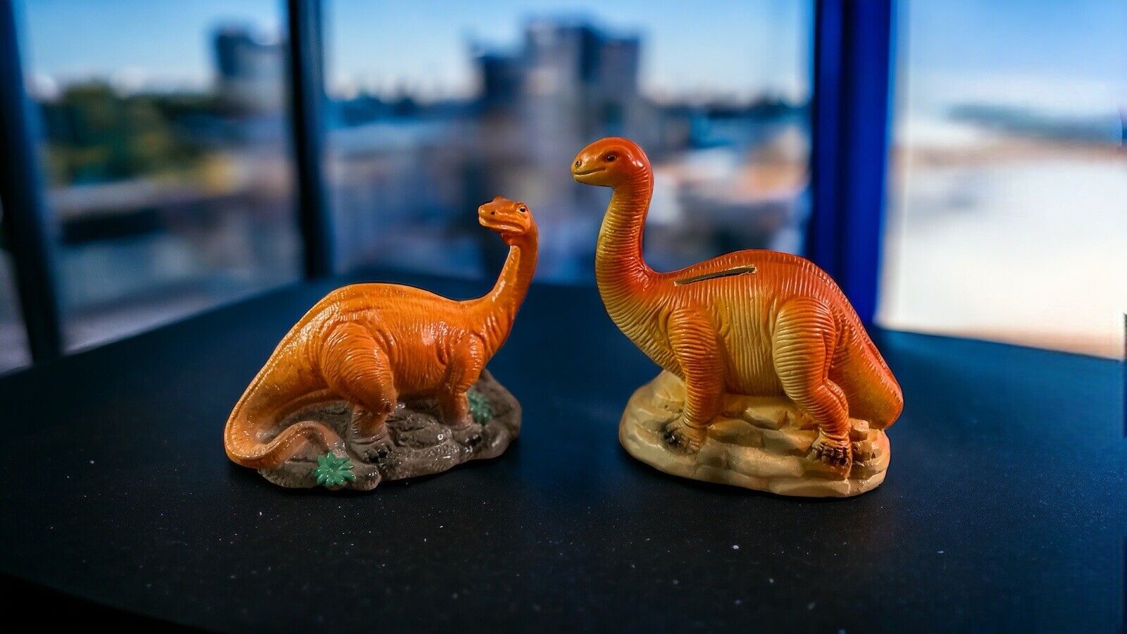 Vintage Brontosaurus Dinosaurs Plastic Brown Coin Bank Small World Importing