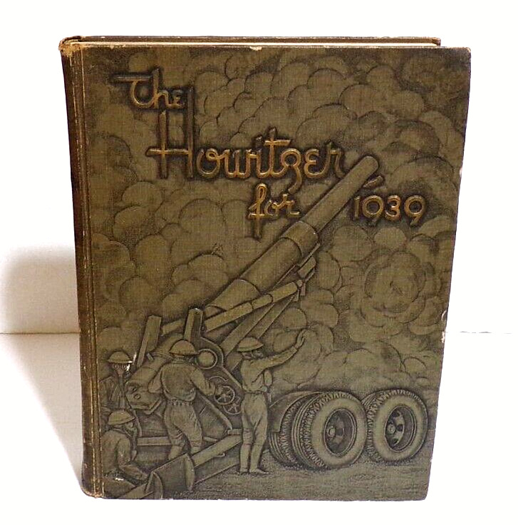 1939 UNITED STATES MILITARY ACADEMY YEARBOOK, HOWITZER WEST POINT NY, 586 Pg HC