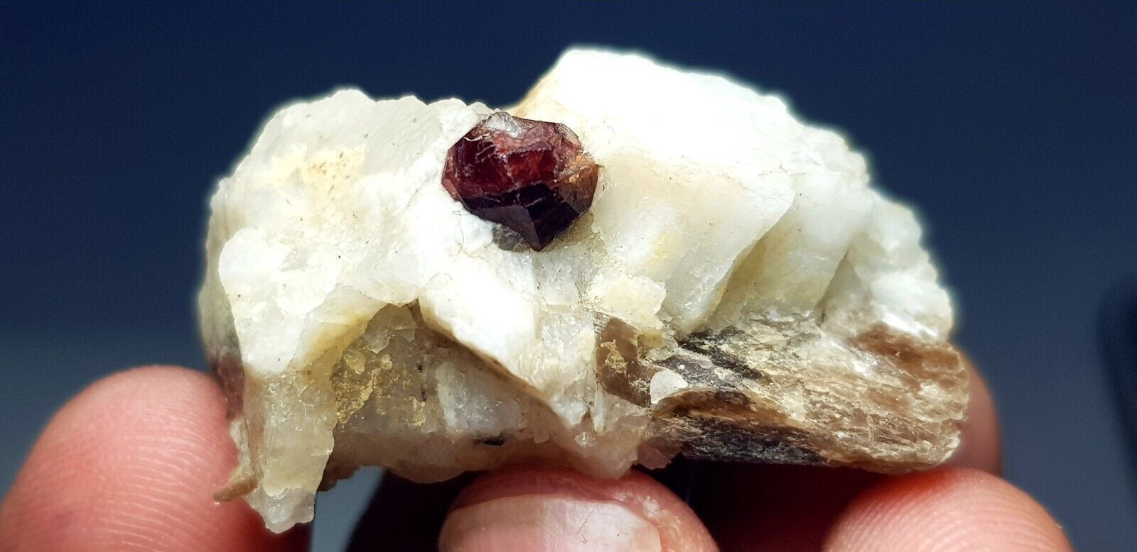 14.50gram Beautiful Natural Red Color Garnet Crystal Specimen From Skardu 