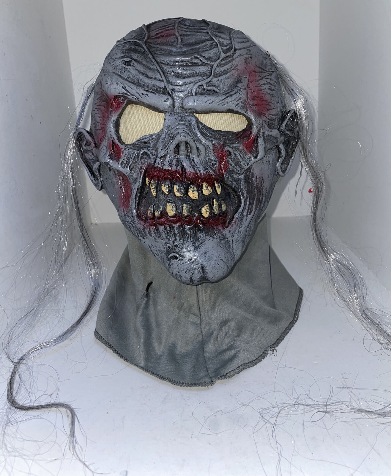 Easter Unlimited Fun World Zombie Skull Ghoul Monster Mask