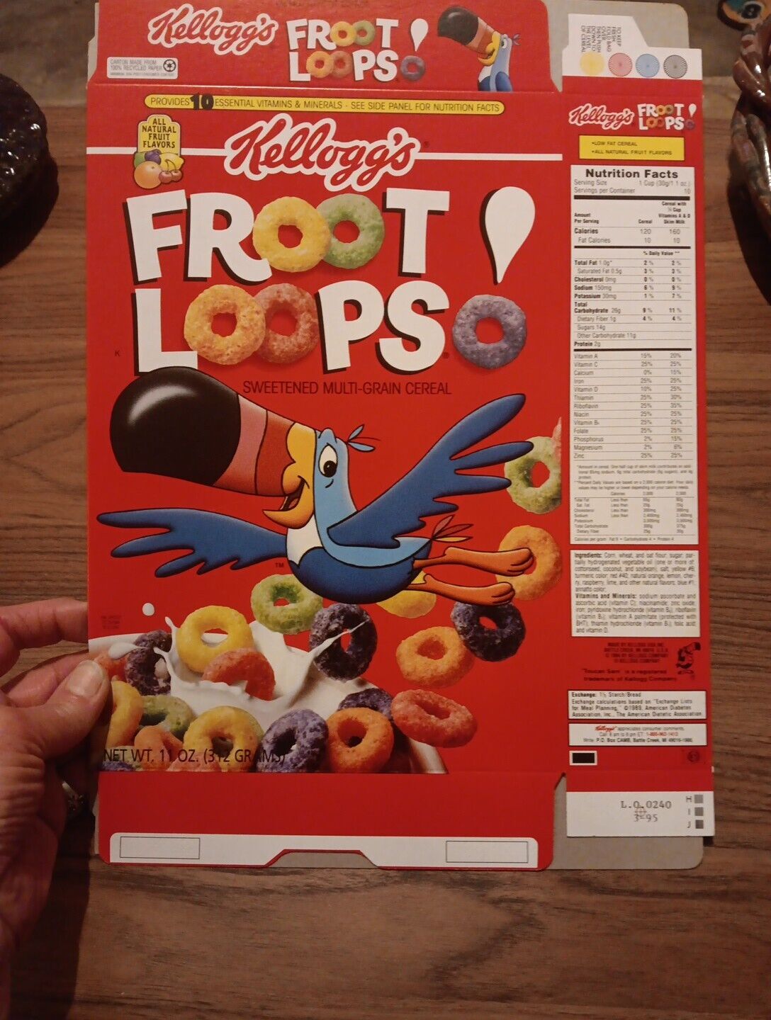 Vintage Kelloggs 1995 Froot Loops Cereal Empty Unused Flat Box Search Game~As Is