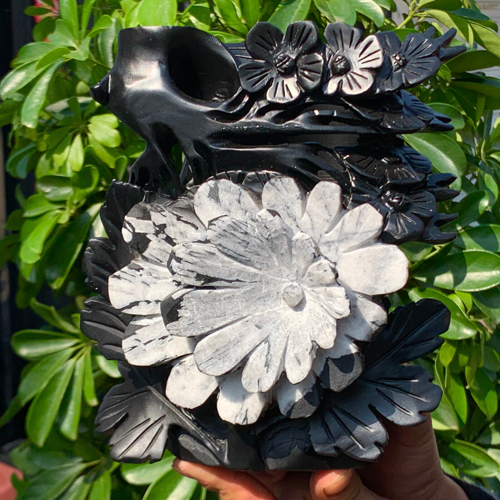 6.63LB Natural chrysanthemum stone pen container carving aura healing gift