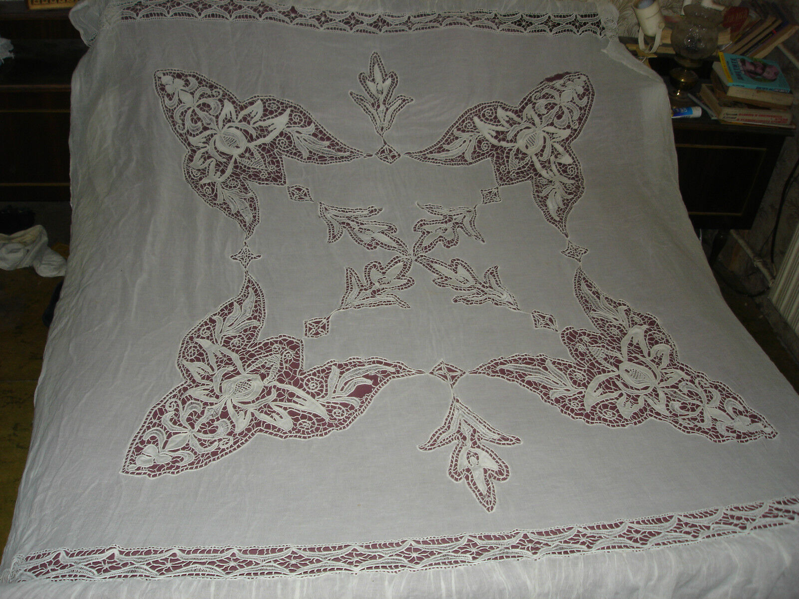 Beautiful Vintage Hand Made Coverlet   256cm/200cm(101''x79'') #0656