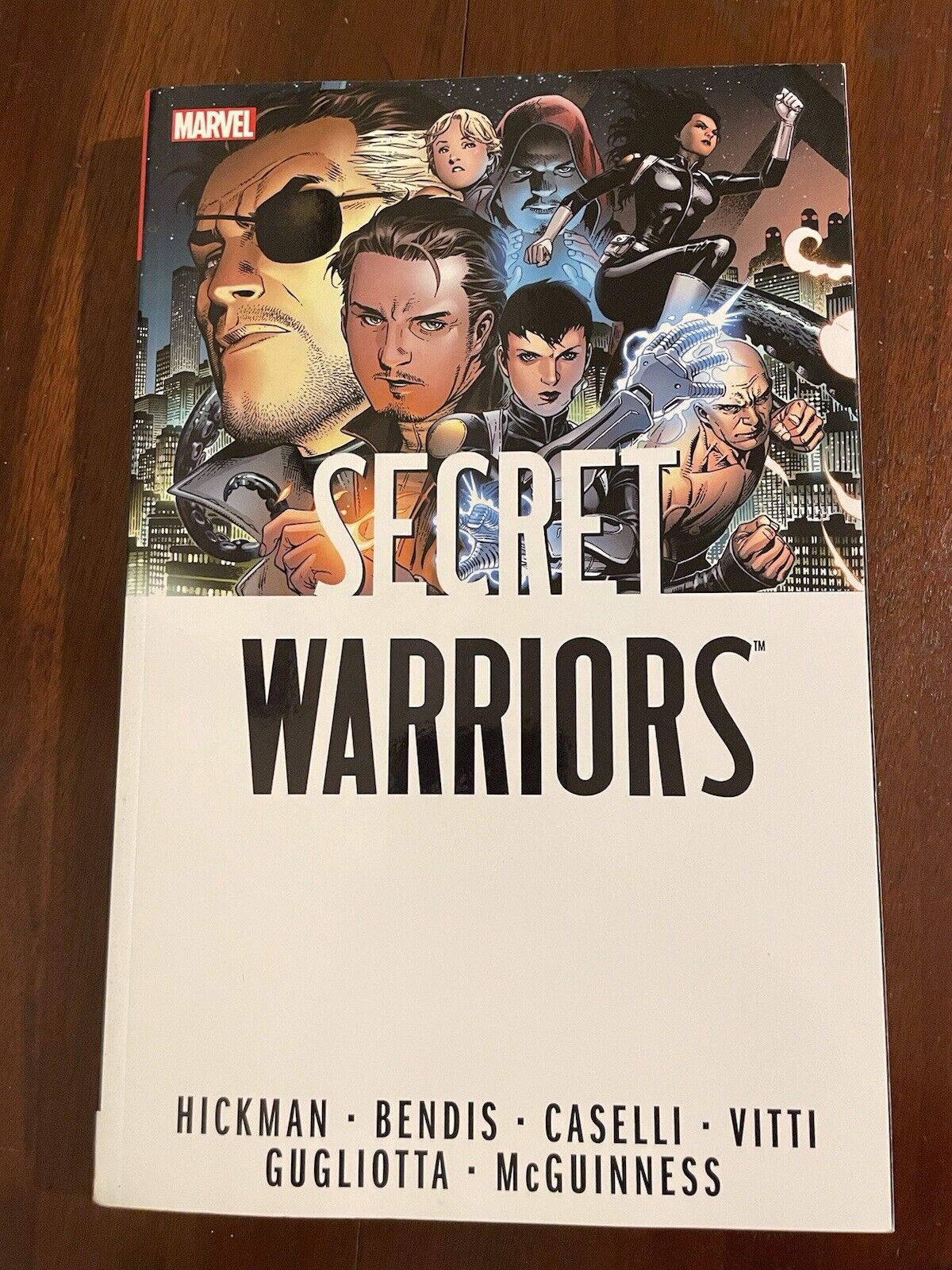 Secret Warriors: the Complete Collection Vol 1 TPB Hickman (Marvel Comics 2015)
