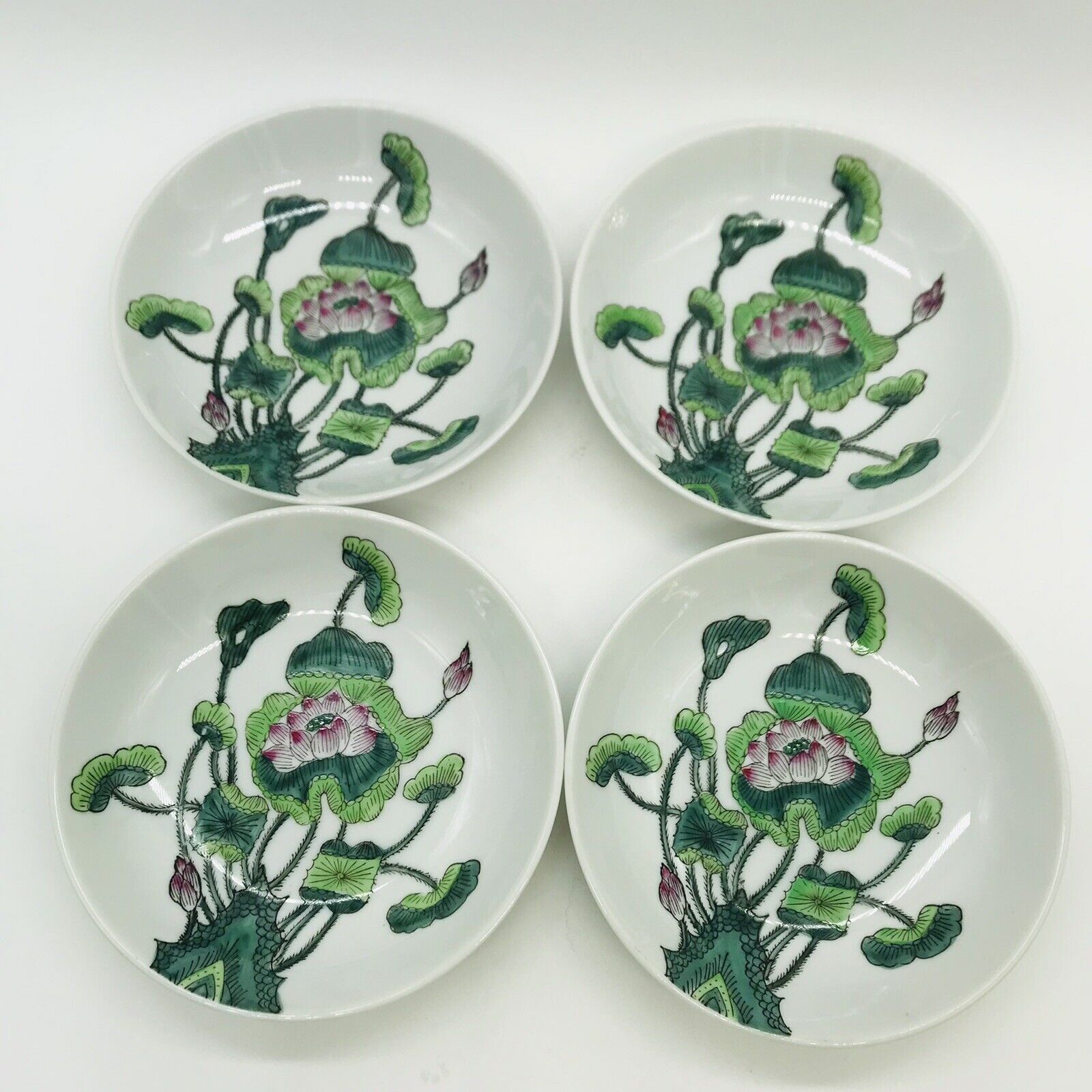Vintage Set Of 4 Chinese Porcelain Bowls Lotus Flower