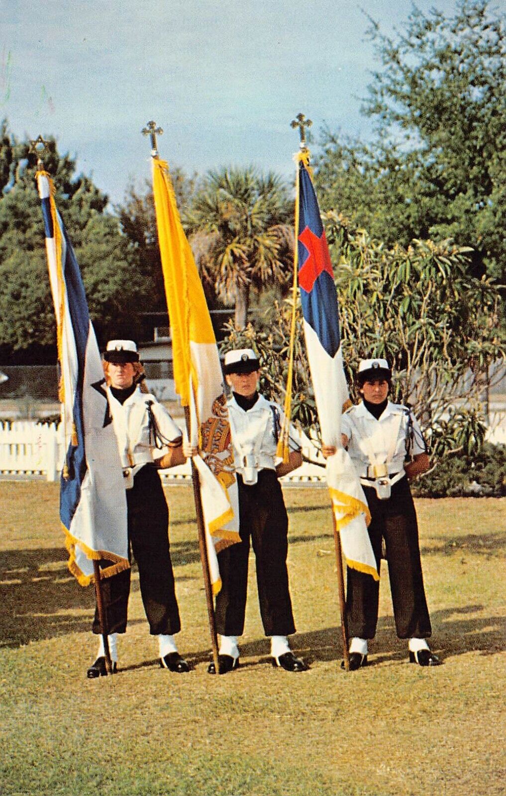 Orlando Florida Recruit Training Command US Navy Women Girls Vtg Postcard B59