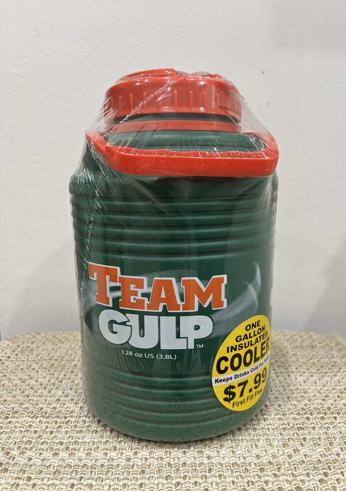 RARE Sealed 7-Eleven TEAM GULP 128oz Extra Large Thermos Green 7-11 NEW