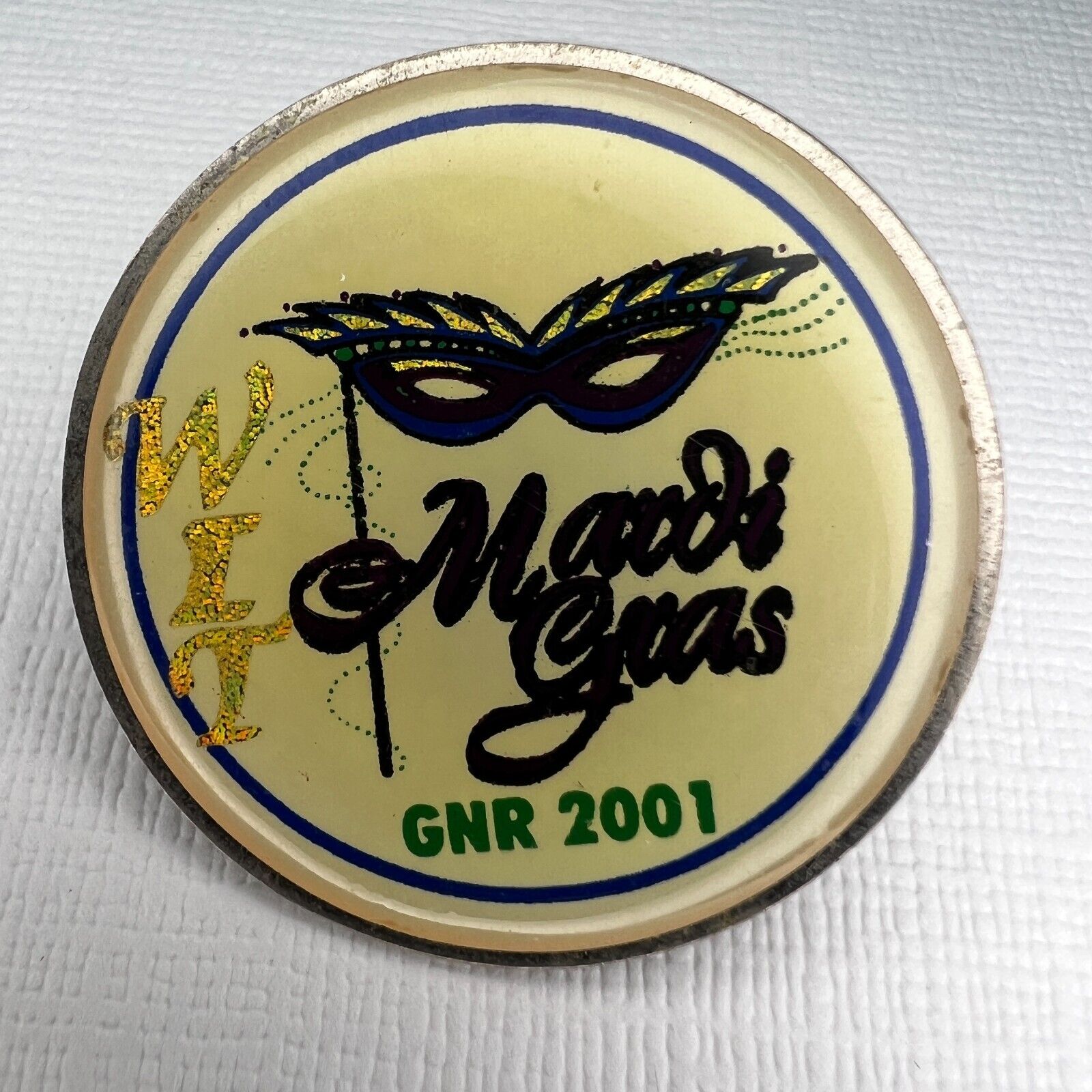Vintage Lapel Pin Winnebago WIT Mardi Gras GNR 2001 RV Celebration Memorabilia