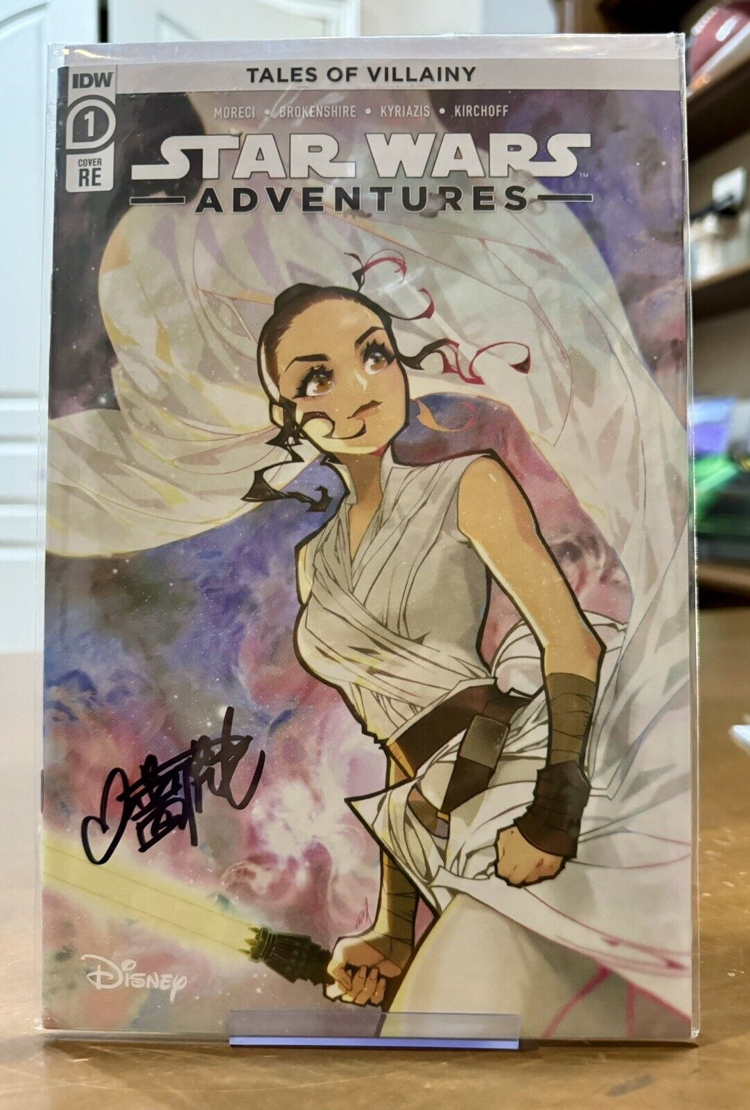 STAR WARS ADVENTURES #1 Signed by Rose Besch (IDW Comics) VF/NM