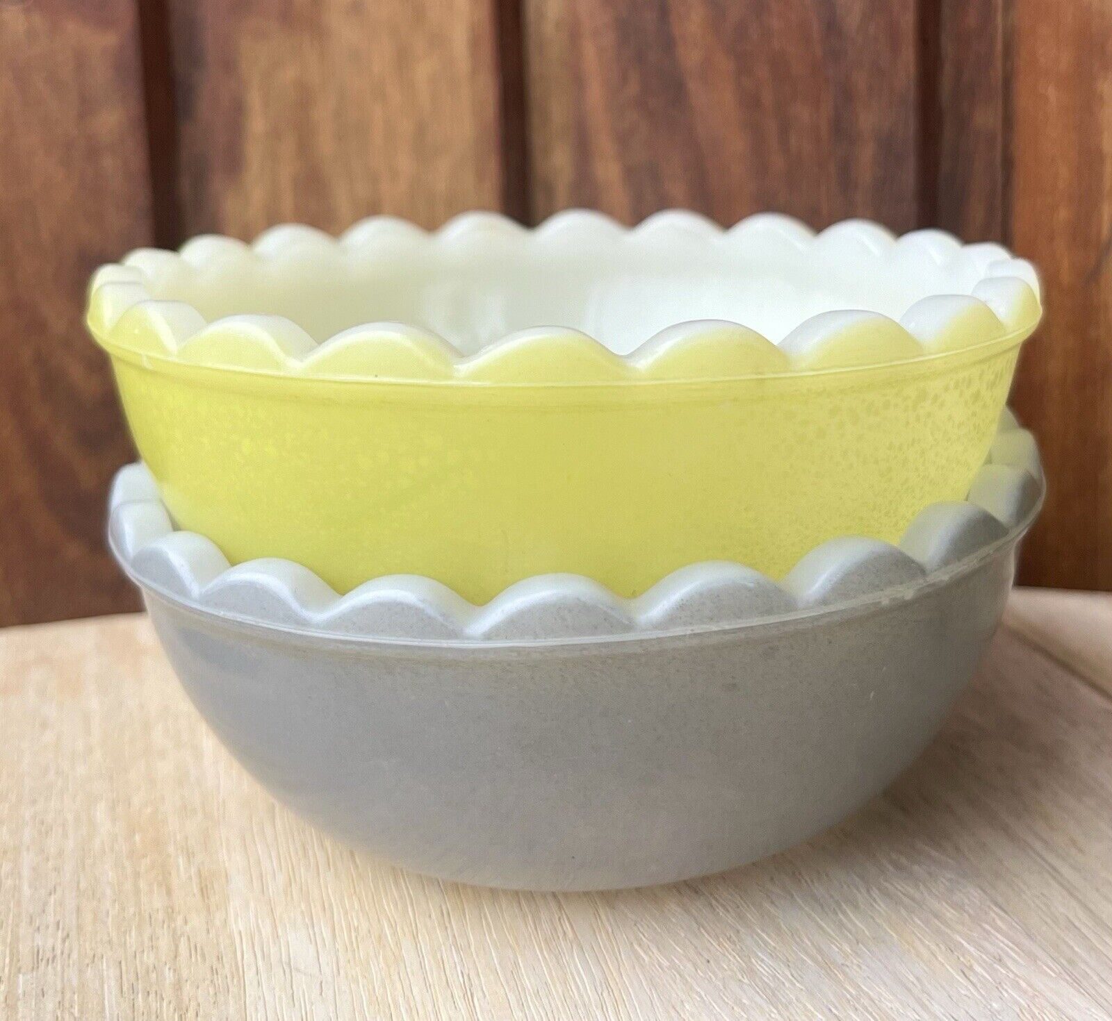Vintage Agee Pyrex Scalloped Grey/Lime Pudding Bowls X2