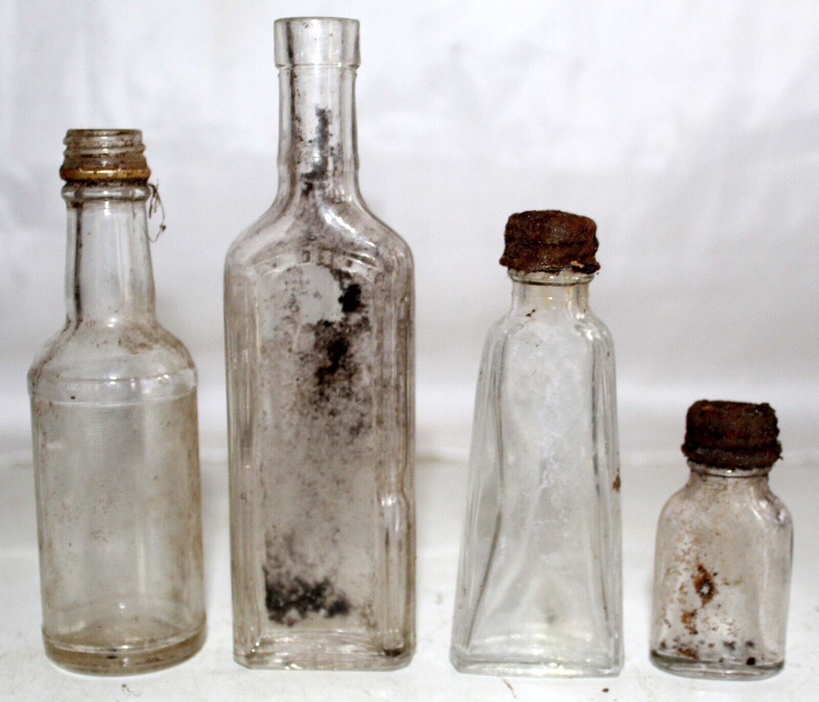 Vintage Pre-1930's Apothecary Bottle Lot (Clear Small) LOOK