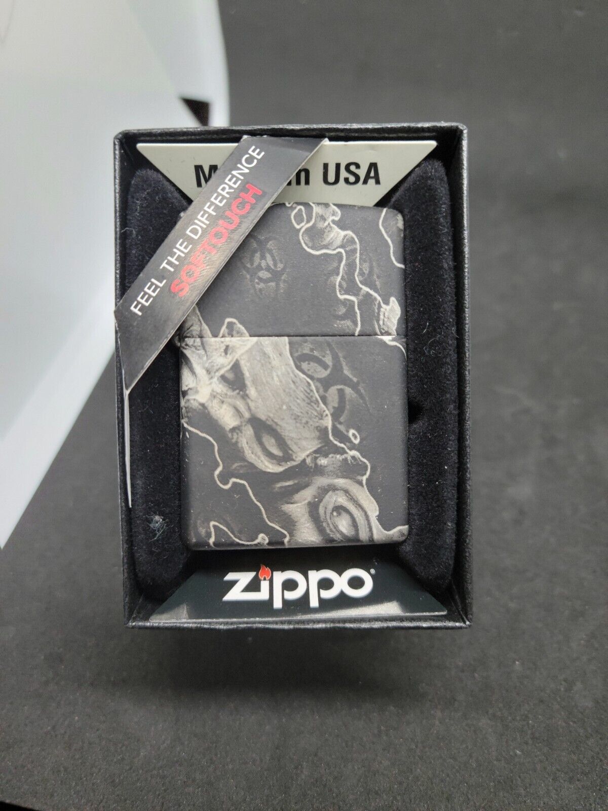 ZIPPO “FEEL THE DIFFERENCE” SOFTOUCH Zombies 540 LIGHTER NEW IN BOX
