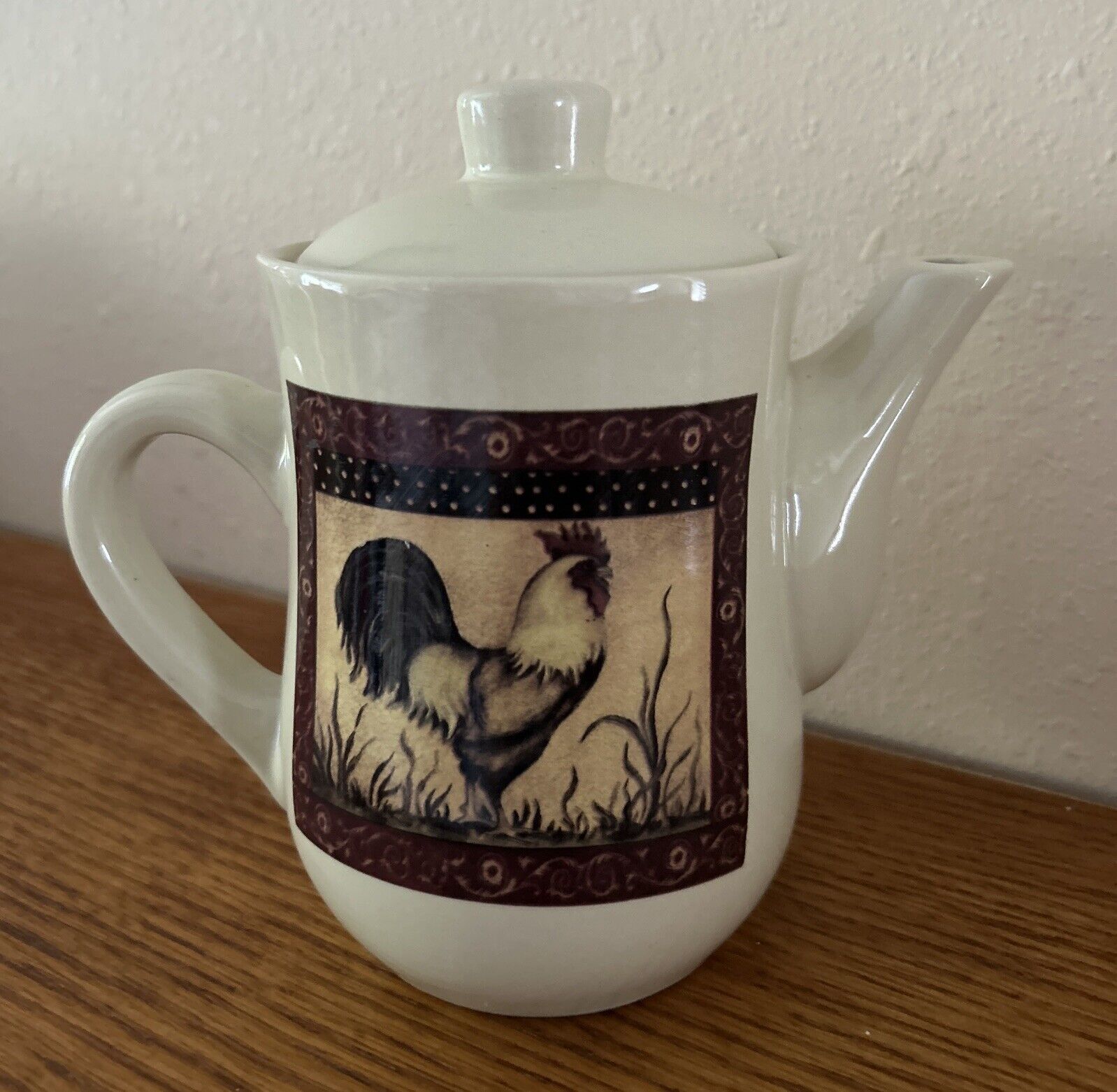 Small Vintage Bay Island Rooster Teapot 2 Cup, Very Nice