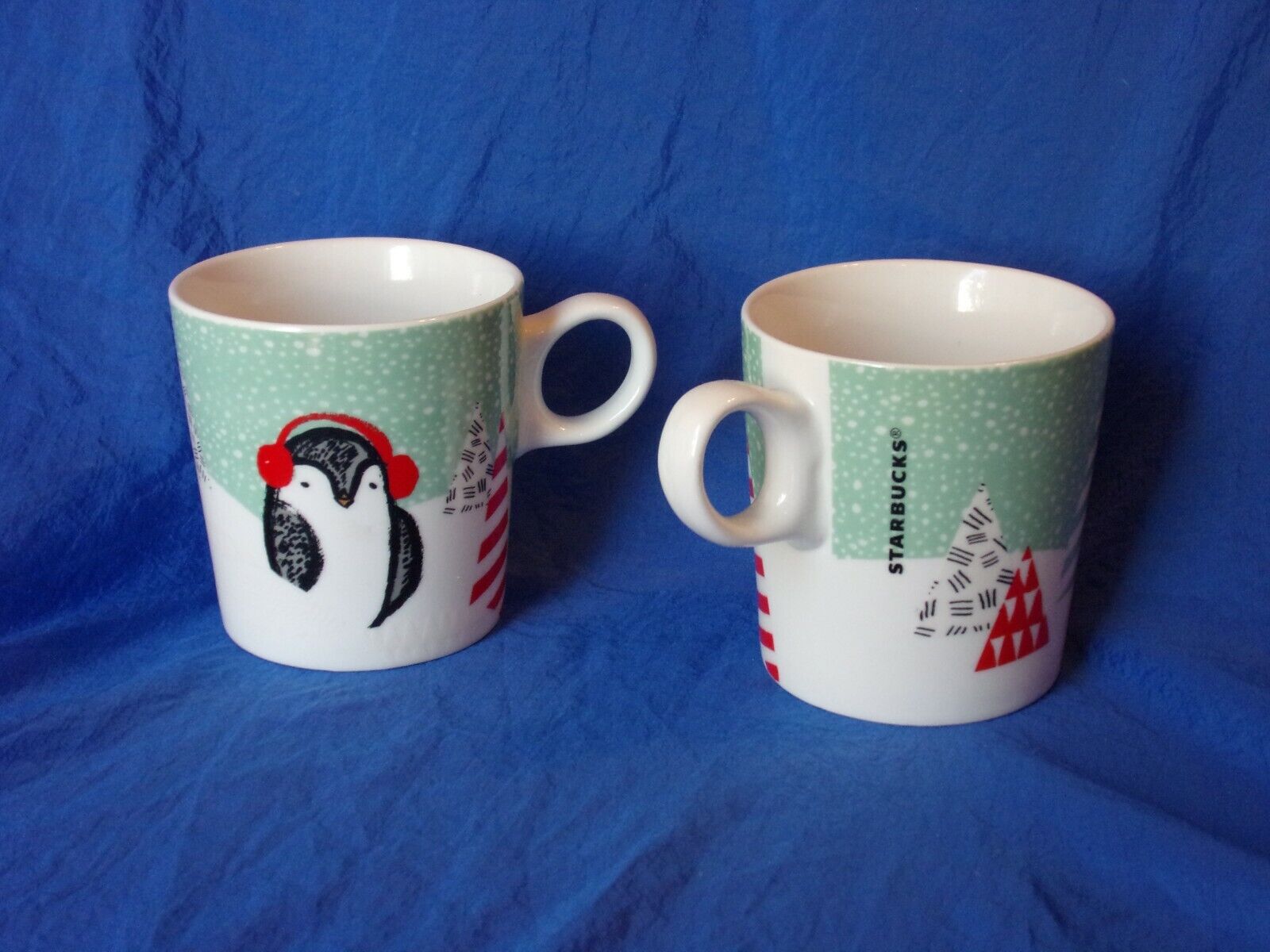 STARBUCKS Penguin w/ Red Ear Muffs PAIR 10oz Ceramic Holiday Coffee Mugs x2 VGC