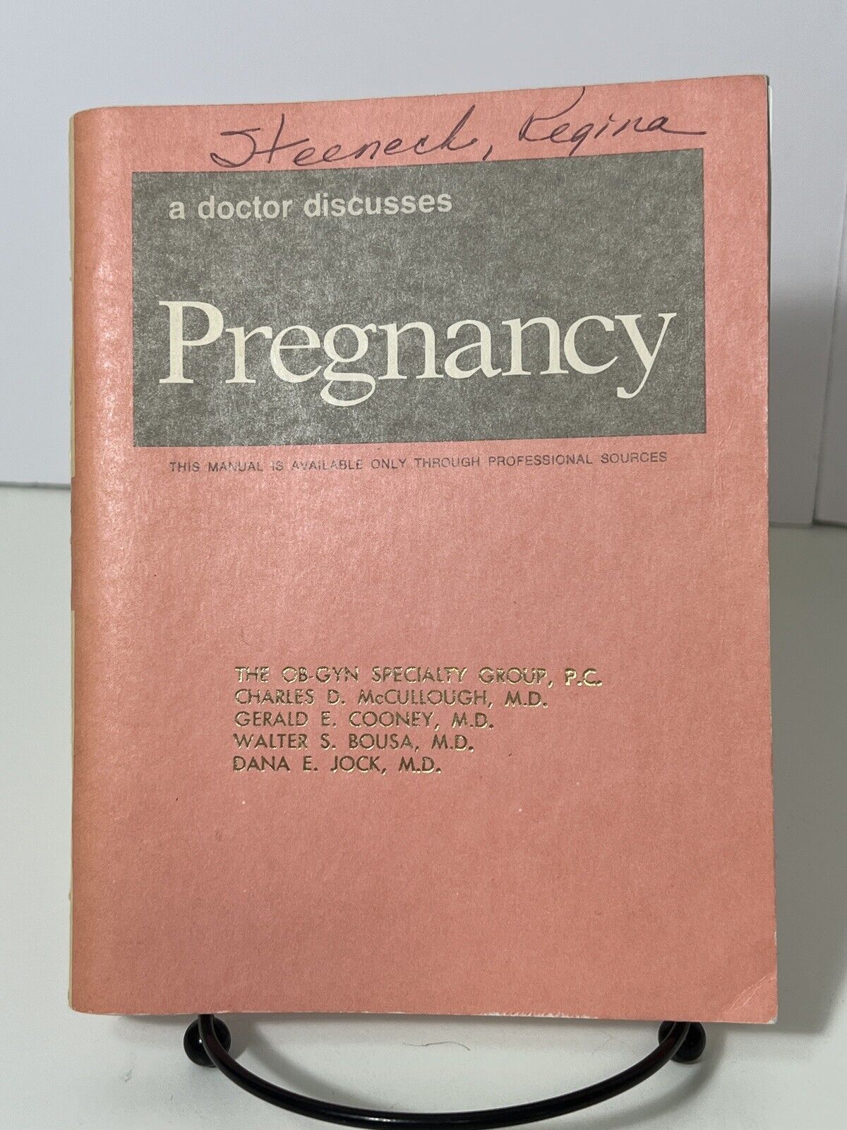 Vintage A Doctor Discusses Pregnancy 1980 Pink Medical Appointment