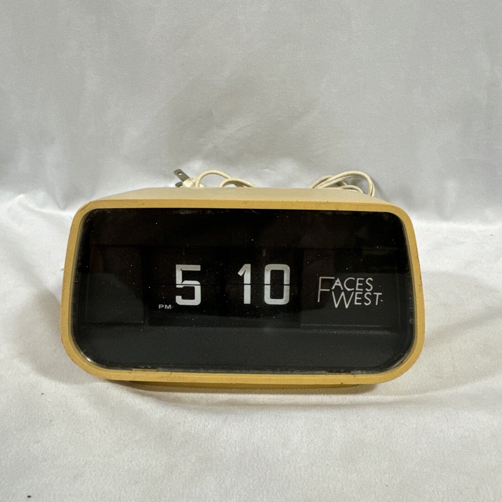 Vintage Ricoh FLIP Digital Clock Model 3600 MCM - Working