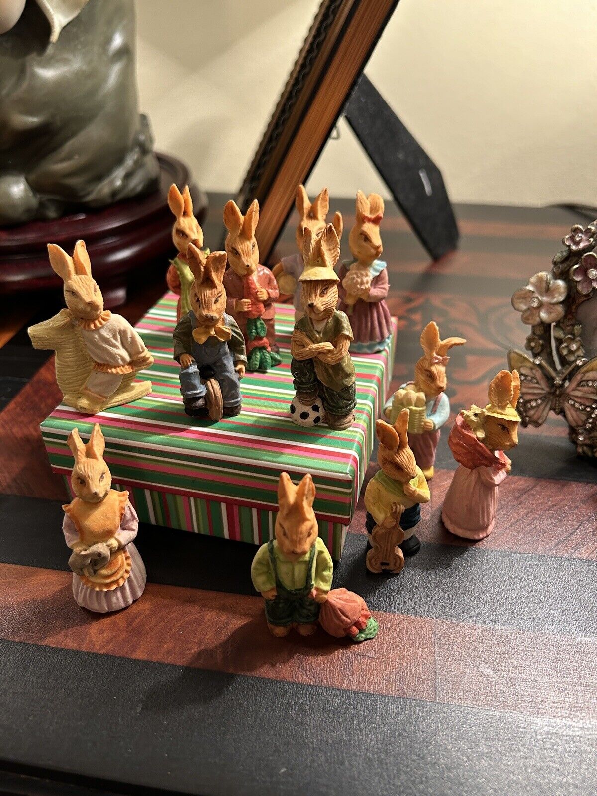 Vintage Set of 12 Rabbit Figurines  L-Q-Q-K