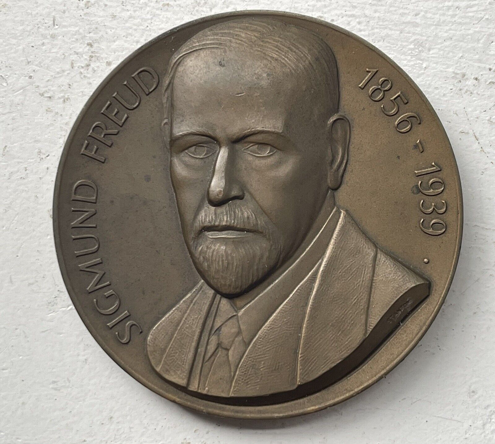 3” BRONZE PAPERWEIGHT Sigmund Freud art coin Pathfinders In Psychiatry medallion