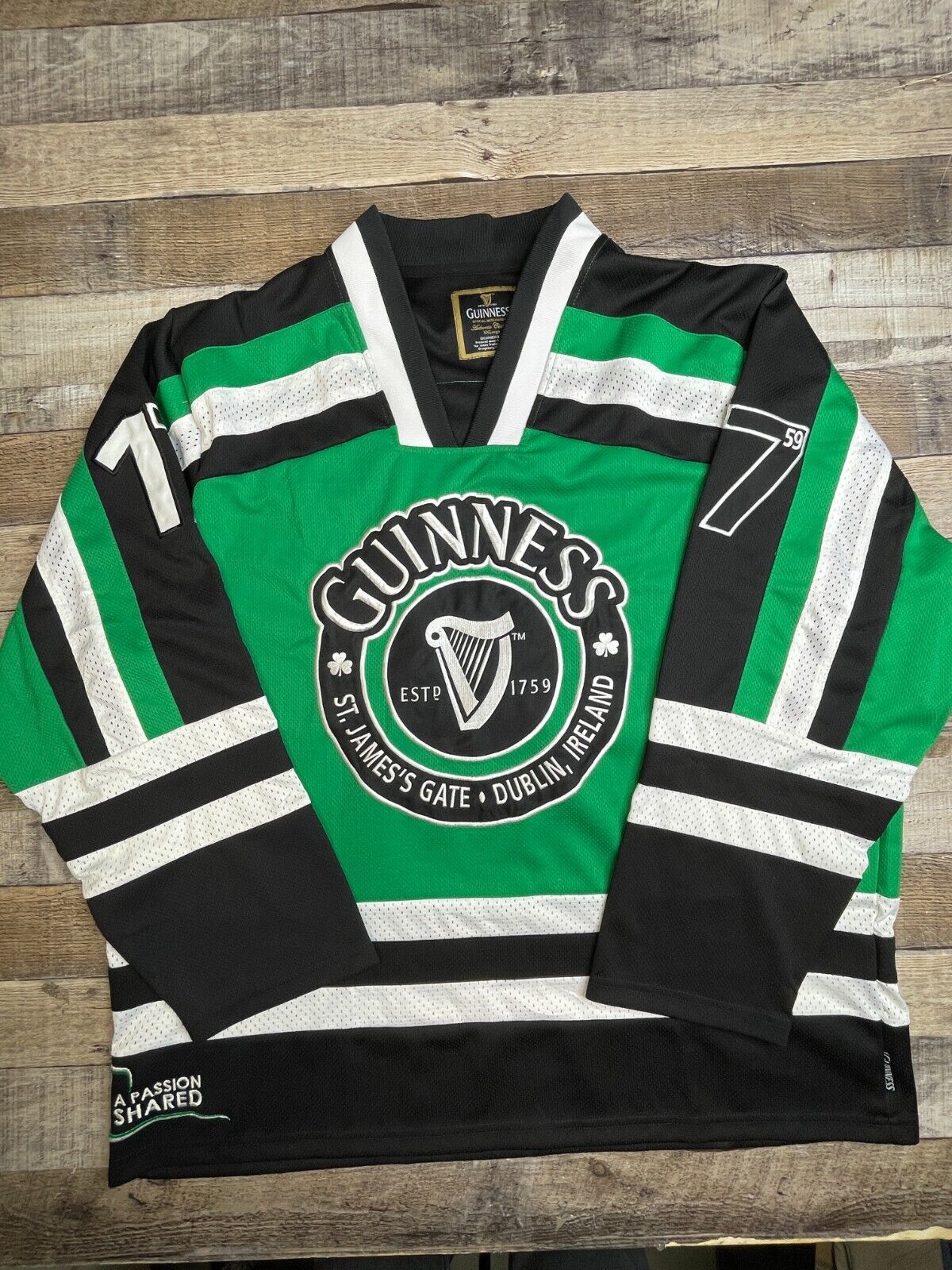Guinness Men 2XL Hockey Jersey Dublin Ireland Sewn Logos Green Striped Official