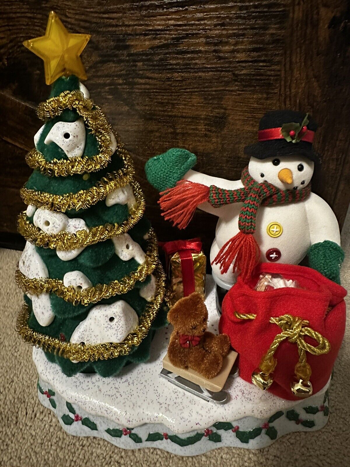 A Wonderful Countdown to Christmas Talking Snowman Advent Tree w/Ornaments Avon