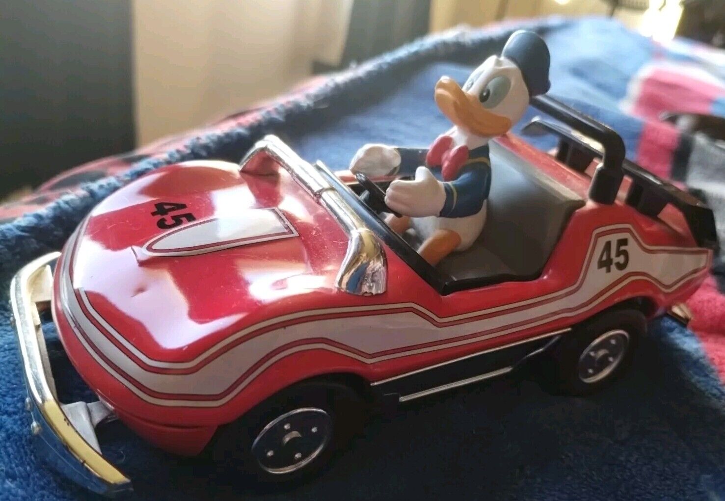 Vntg Disney Donald Duck #45Tin Metal Pull Back Friction Toy Red Race Car