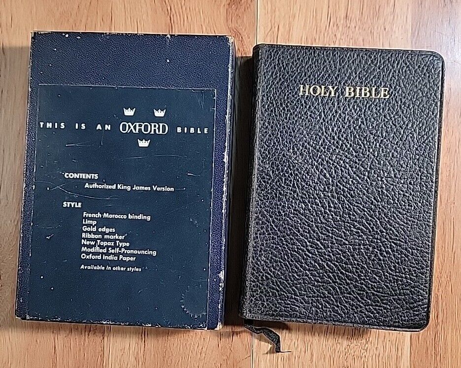 Vintage HOLY BIBLE Oxford Text With Box 01462x