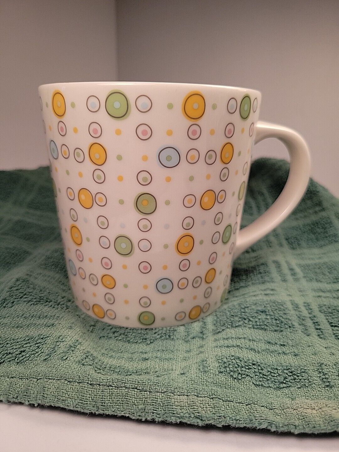 Starbucks 2005 Coffee Cup  Mug Pastel Circles Dots Retro 16oz Perfect