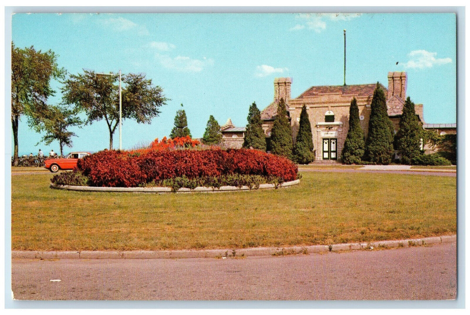 c1960's South Port Beach Kenosha Wisconsin WI Vintage Unposted Postcard