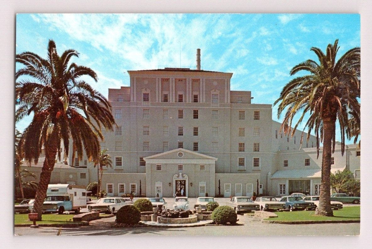 1950'S HOTEL VIEW. ARROWHEAD SPRINGS HOTEL. SAN BERNARDINO CA POSTCARD DM2