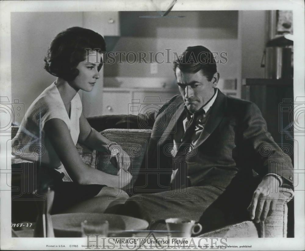 1965 Press Photo Actors Gregory Peck & Diane Baker in \
