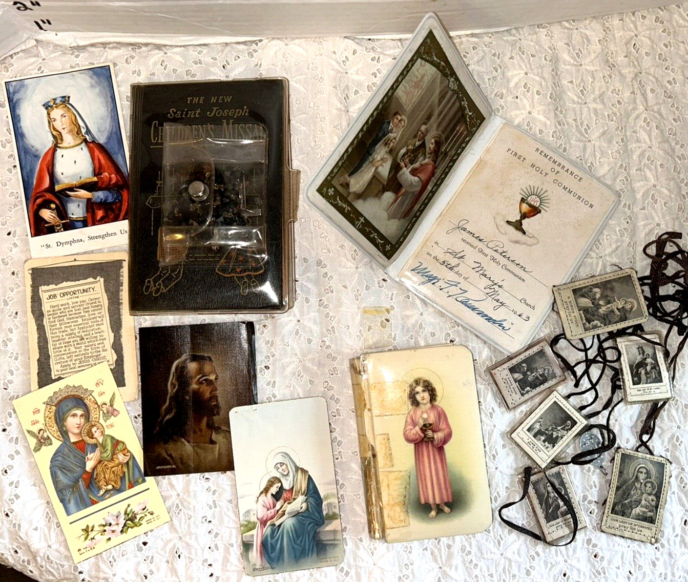 The New St. Joseph Children\'s Missal. With Case 1963 & Other Religious Items {C}