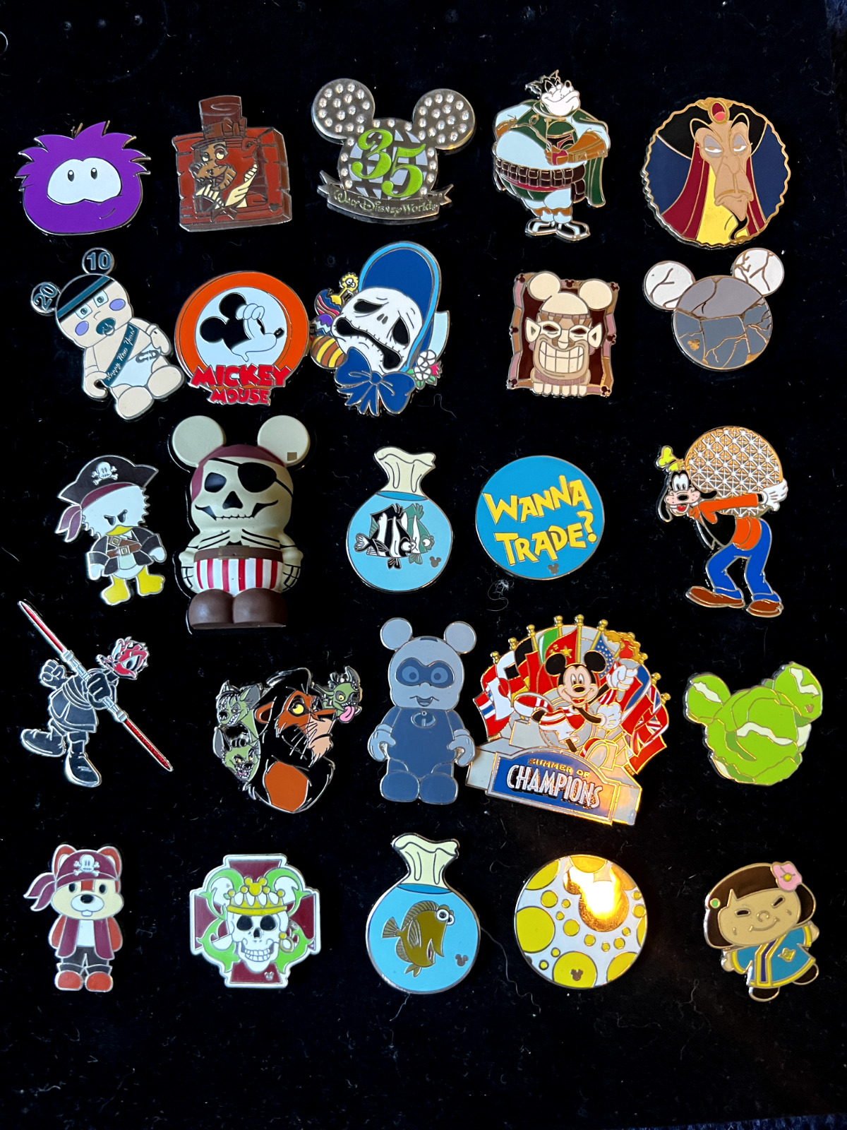 25 Assorted Disney Pins - For Trading/Collecting/Display - No Duplicates