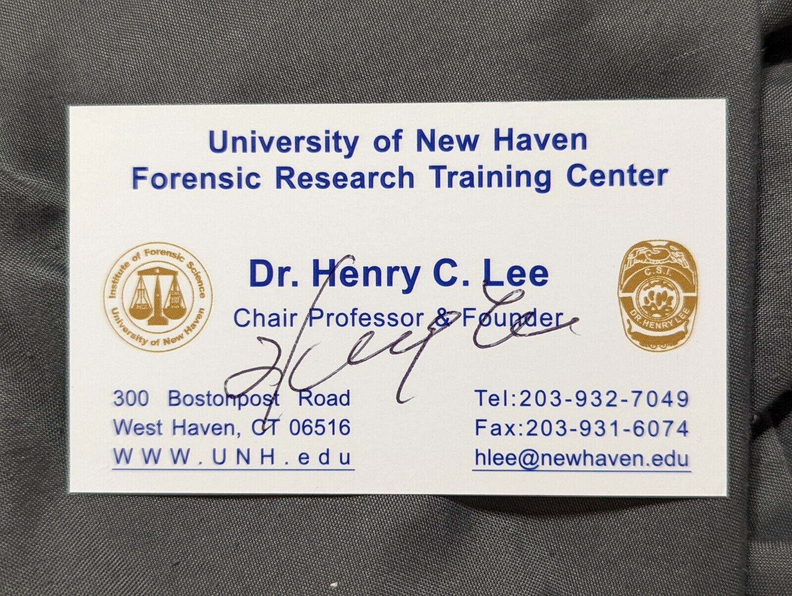 Henry Lee Ph.D forensic pathologist signed autographed business card U New Haven
