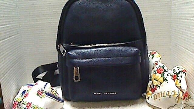 BE IN STYLE - NEW MARC JACOBS WOMENS VARSITY LEATHER BACKPACK INDIGO WITH TAG