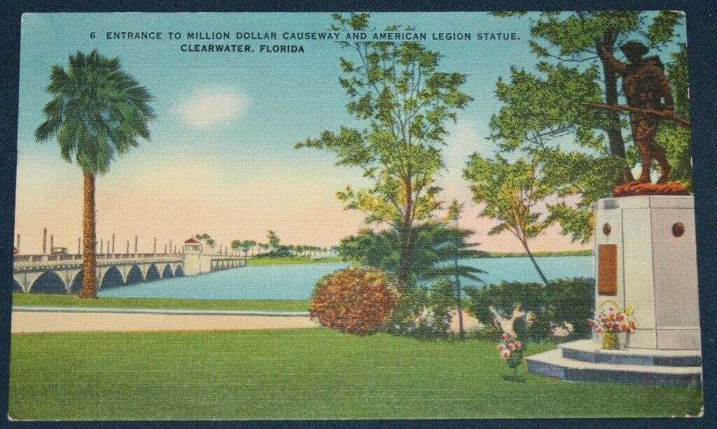 Entrance to Causeway & American Legion Statue, Clearwater, FL Postcard 1954