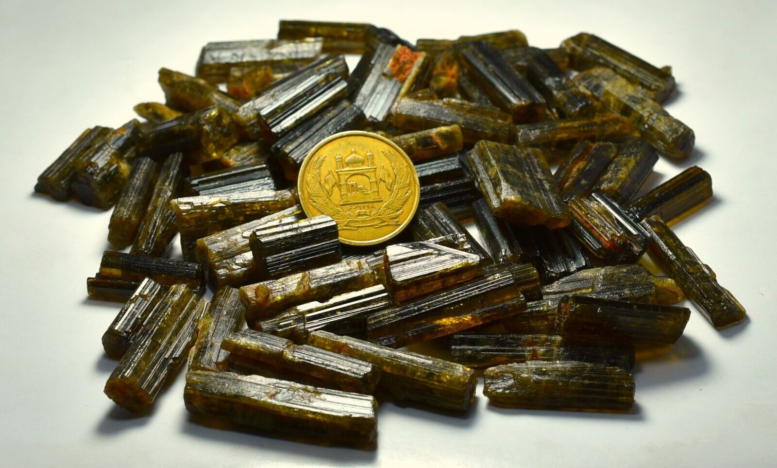 254 GM Wonderous Transparent Natural Greenish Rough EPIDOTE Crystals Specimen