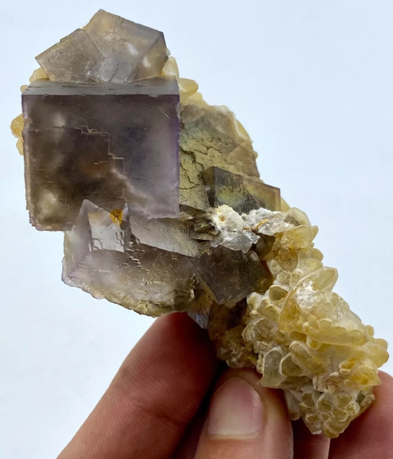 176 Gram Extraordinary Cubic Fluorite With Calcite From Pakistan