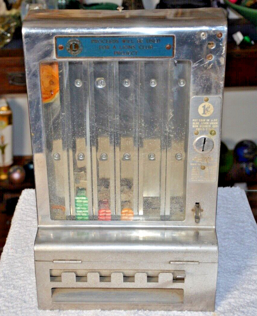 Vintage C. 1930's Mills 1 cent Gum Subway Vending Machine- LIONS CLUB- no key