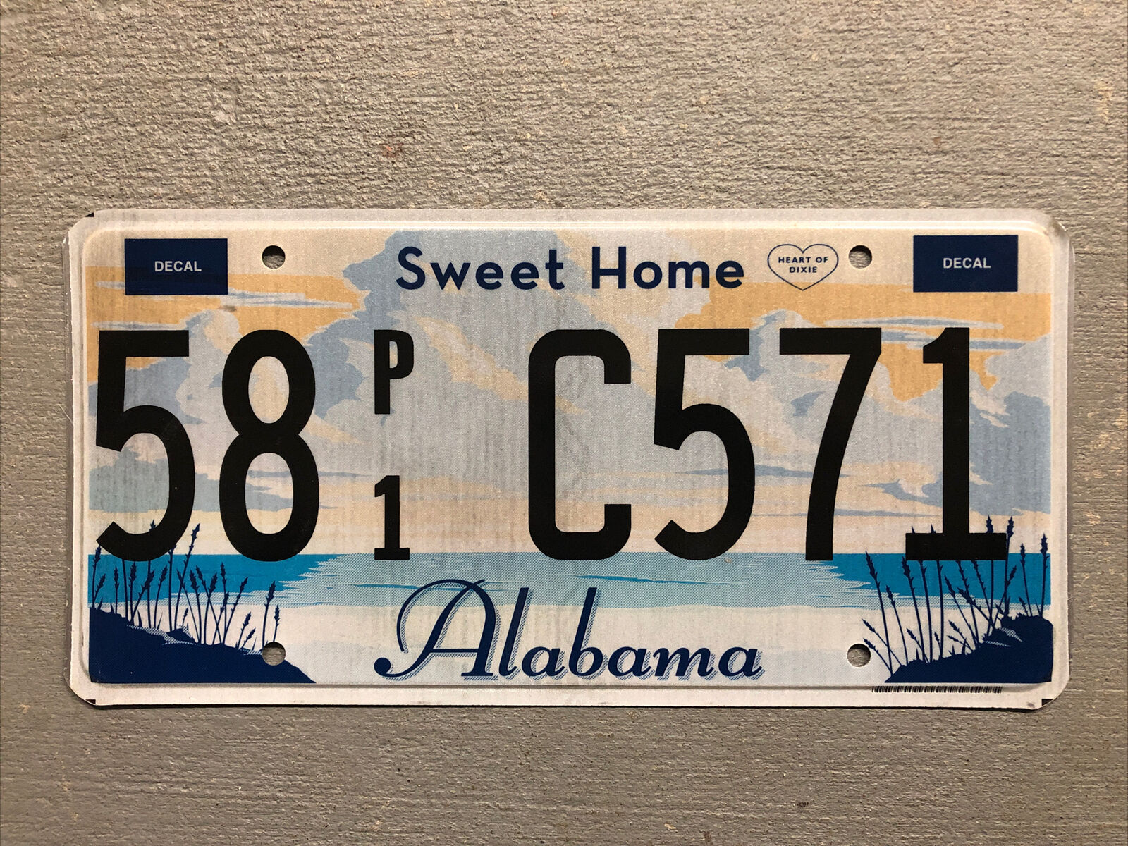 VINTAGE ALABAMA LICENSE PLATE HEART OF DIXIE SWEET HOME RANDOM LETTERS/NUMBERS