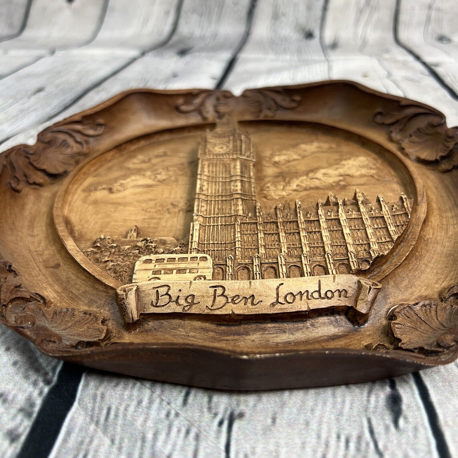 Carved Wood 3D BIG BEN LONDON Plaque Souvenir Wood Plate Souvenir Wall Decor 9”