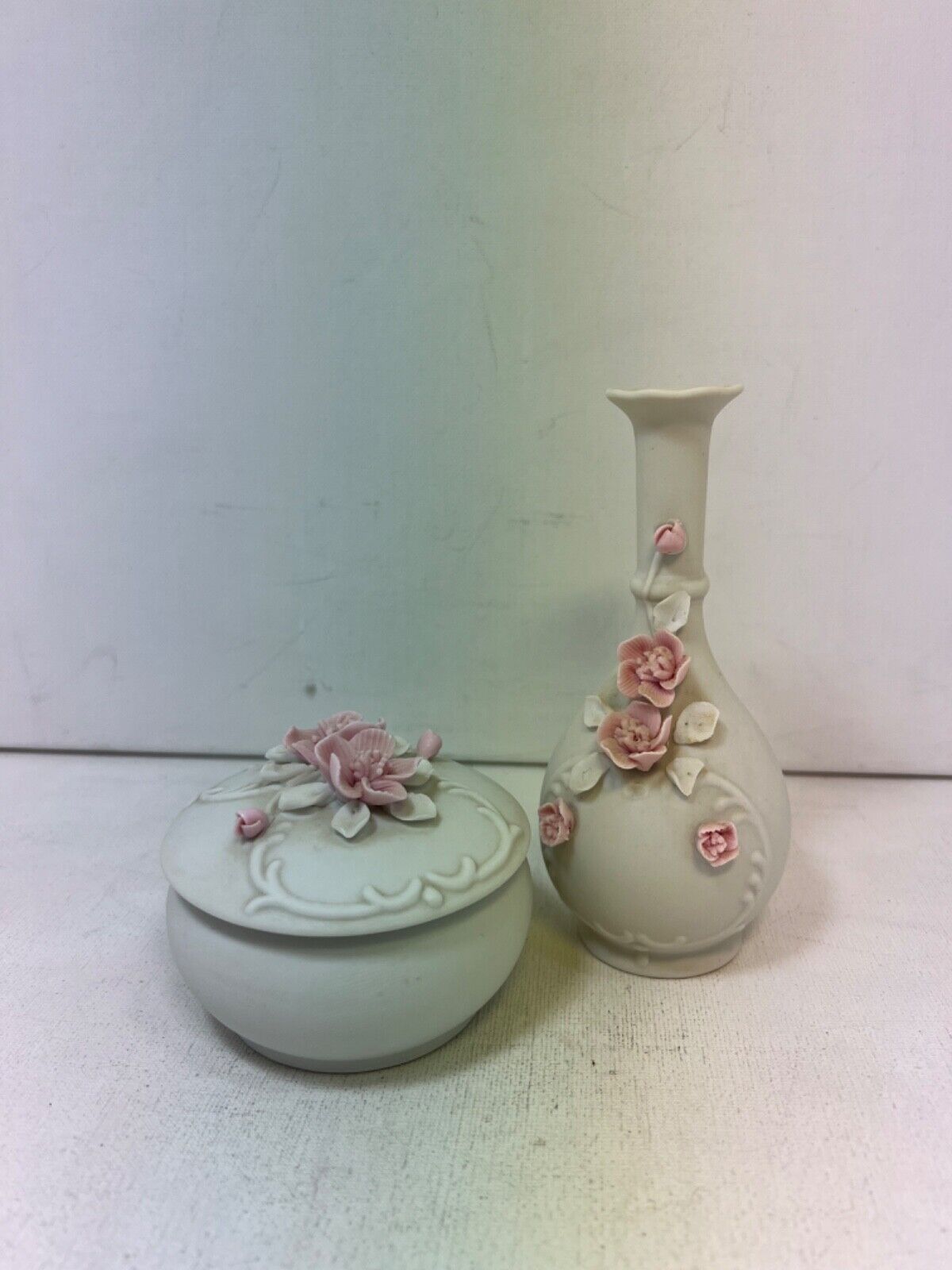Vintage Arnart Japan Raised Floral Bud Vase & Trinket  Box Sculpted