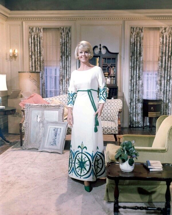 Doris Day Do Not Disturb 1965 White Maxi Dress Glamour Fashion 8x10 Photo