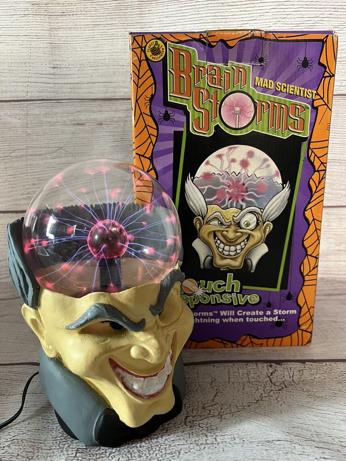Brain Storms Touch Responsive Mad Scientists Doctor Plasma Electricity Ball 2002