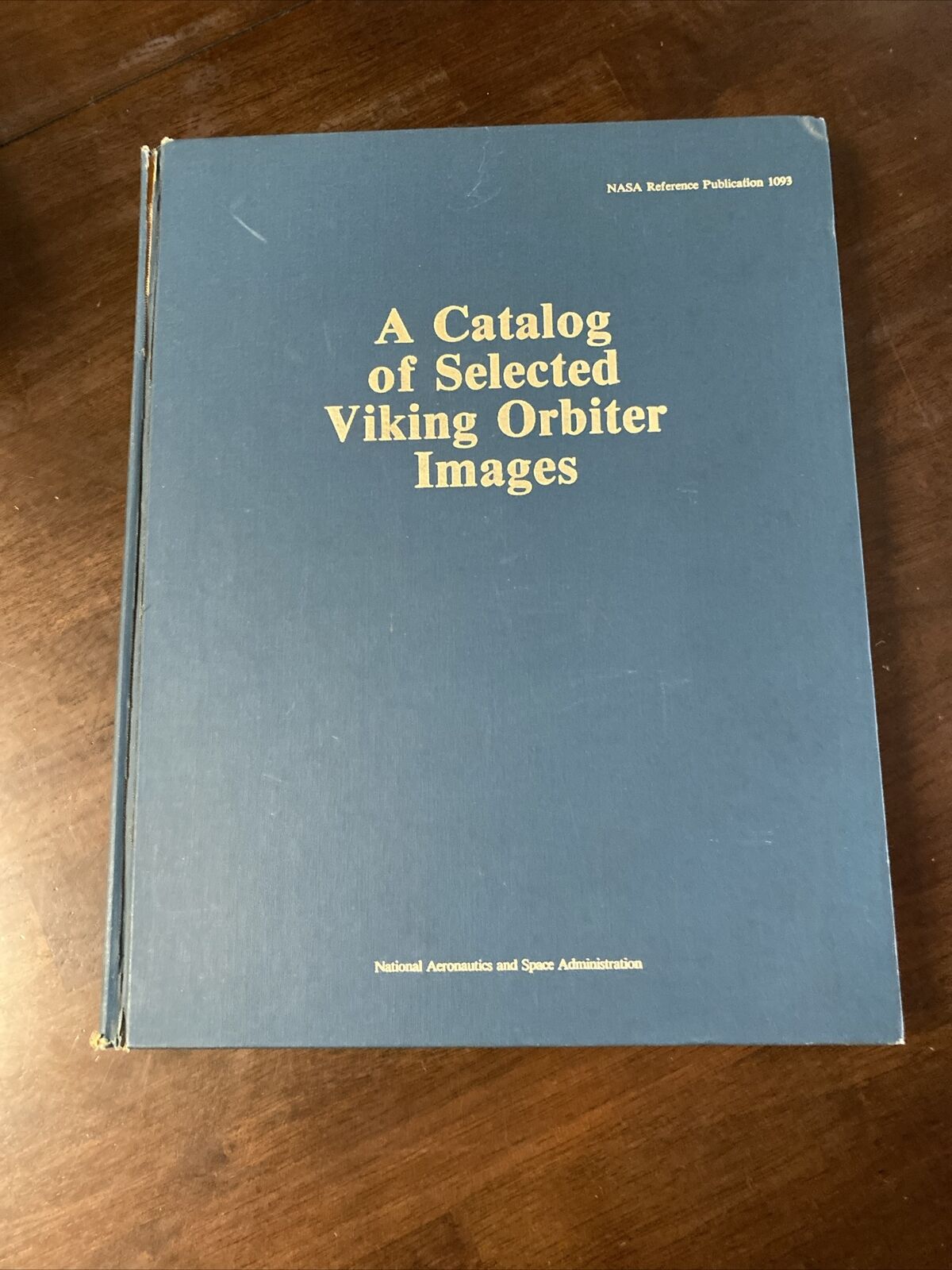 A Catalog of Selected Viking Orbiter Images Book 1983, NASA Flagstaff AZ