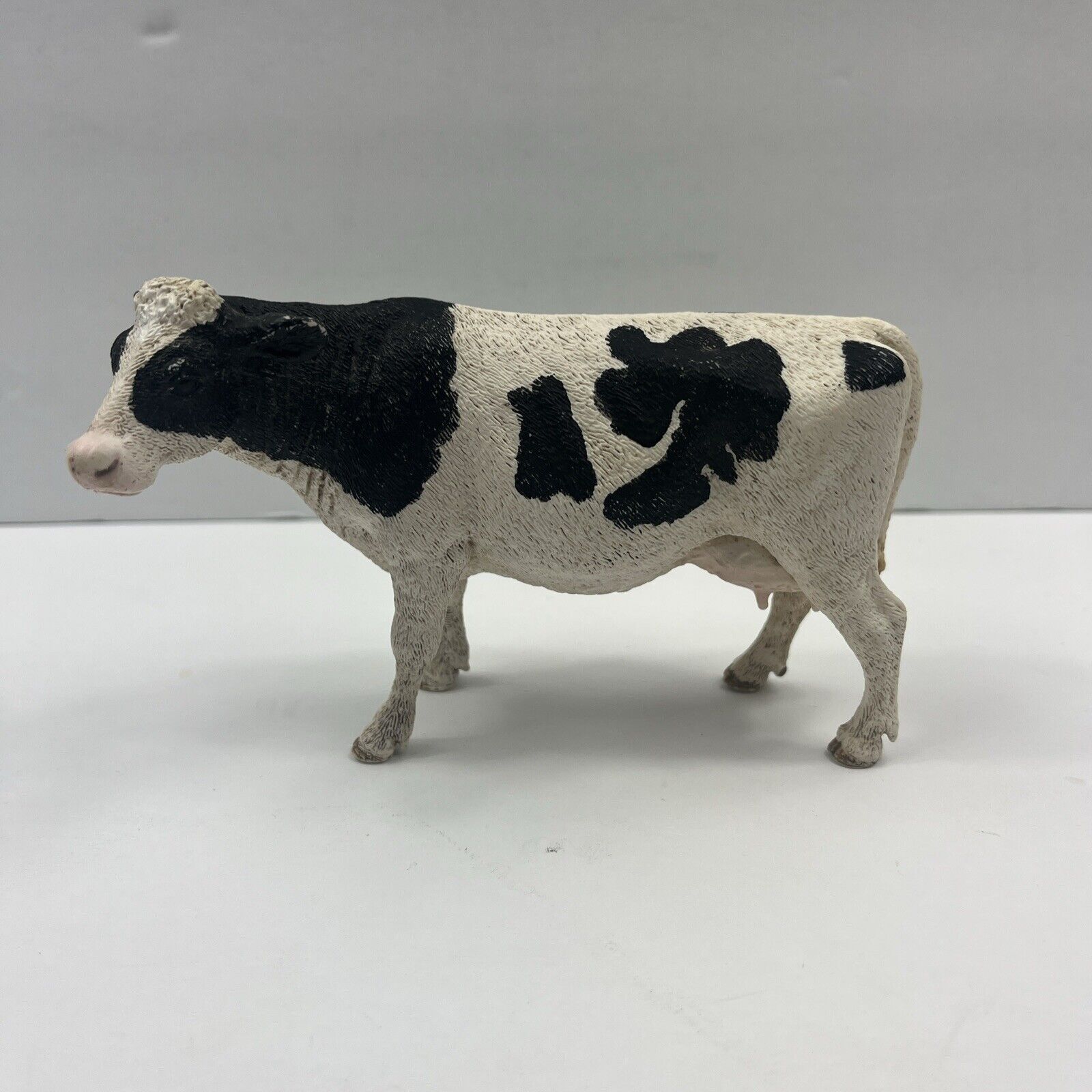 Schleich Holstein Dairy Cow 2015 Farm Animal Figure Figurine Black White 13797
