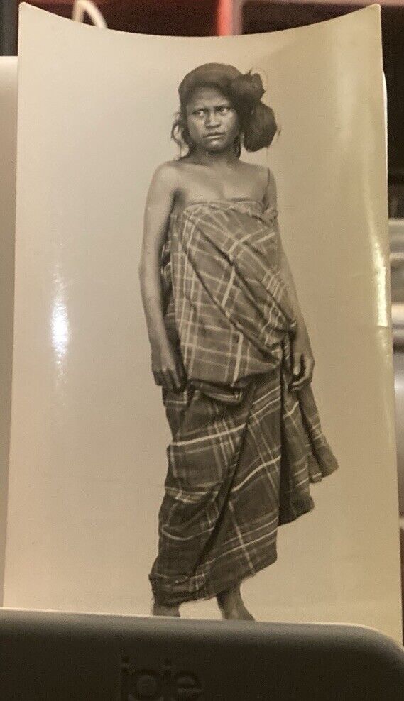 Early 20th Century Photograph Filipino Young Woman