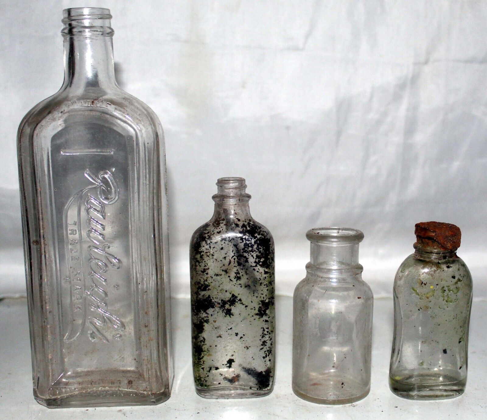 Vintage Pre-1930\'s Apothecary Bottle Lot (Rawleigh\'s) LOOK