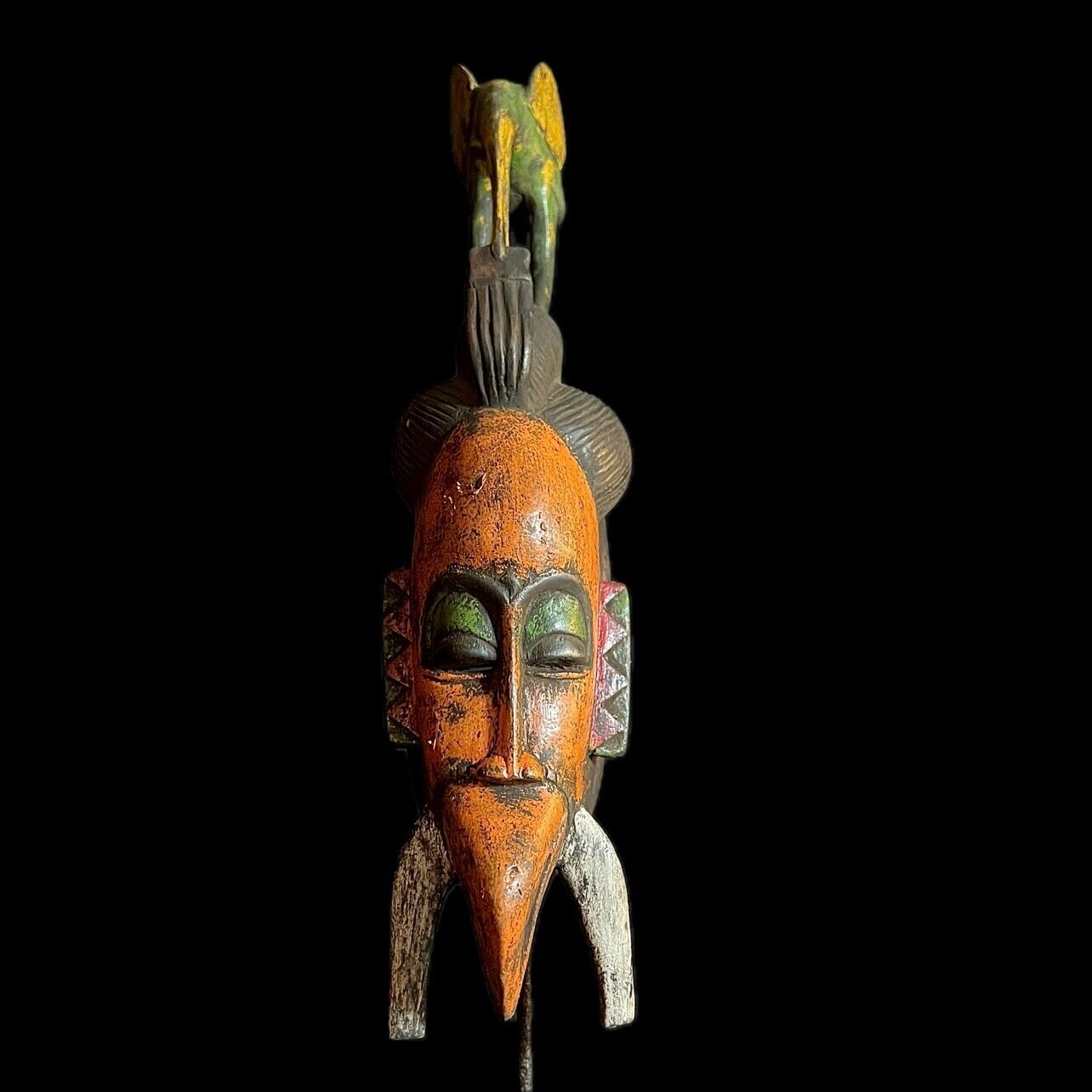 African Tribal Wood masks Hand Carved Vintage Carved Wood Hanging Guro-9809