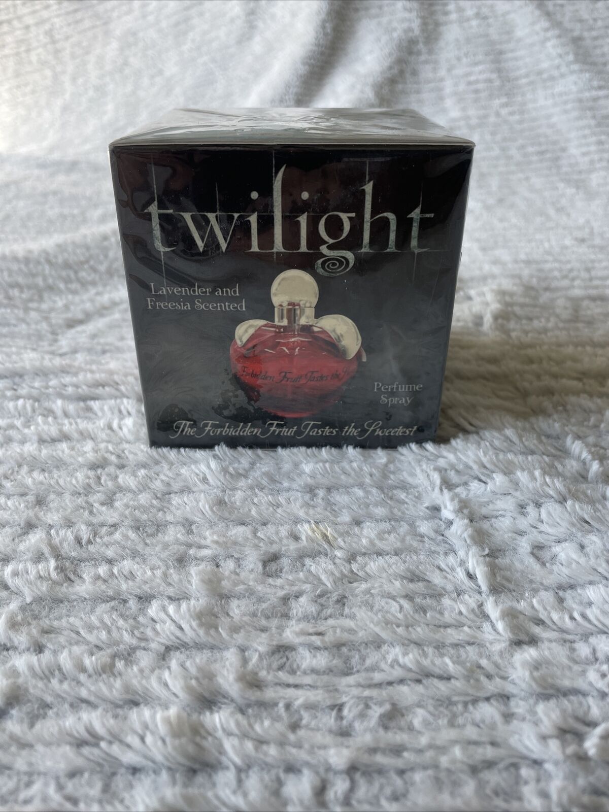 Twilight Lavender and Freesia Perfume Spray *RARE* New In Box
